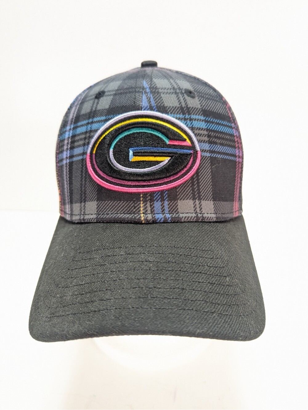 New Era Green Bay Packers 39THIRTY Hat Plaid Crucial Catch 2024 S M Cancer Cap